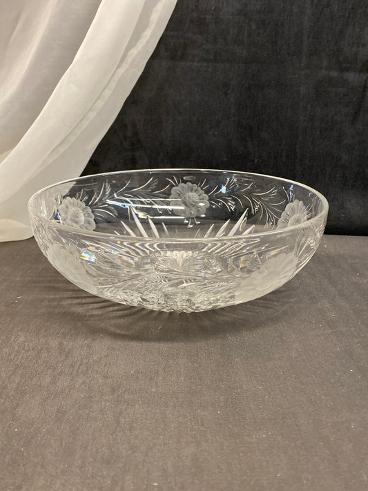 Stuart Crystal Bowl - Flower