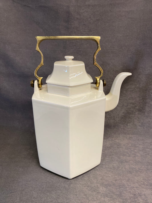 Mikasa Continental Ivory Teapot - Large