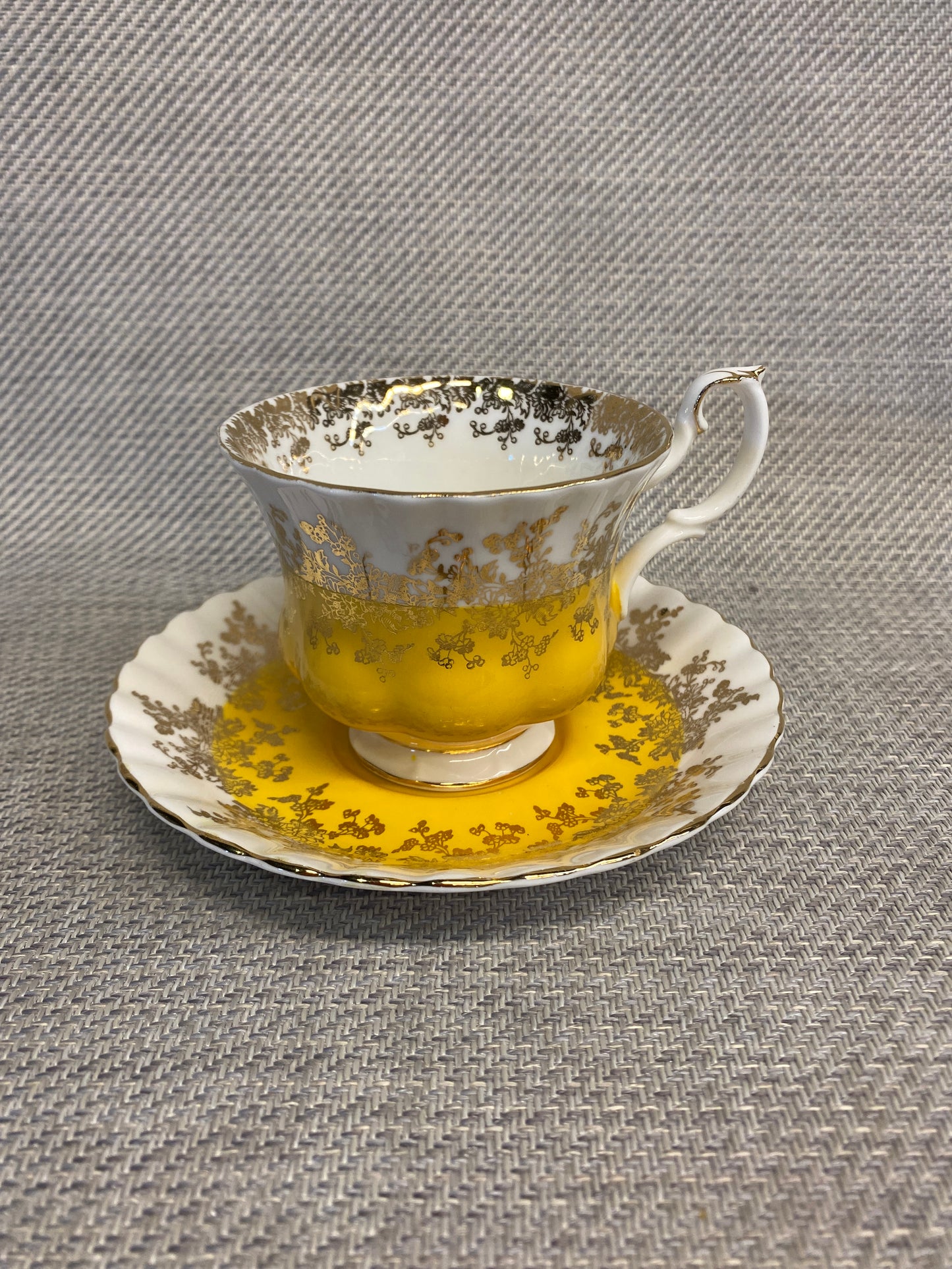 R.A. Teacup & Saucer - Yellow & Gold