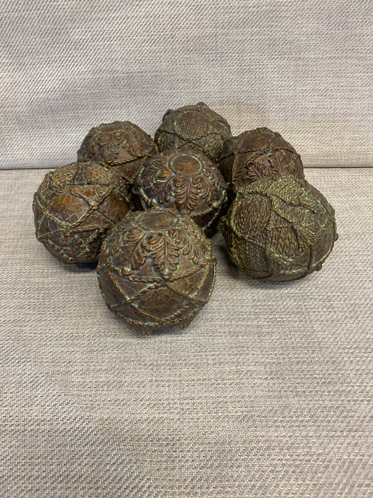 Set 7 Ceramic Decor Balls - Bronze