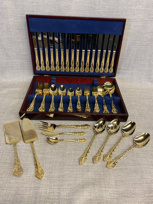 Gold Tone Flatware - 5PC Setting For 16 +