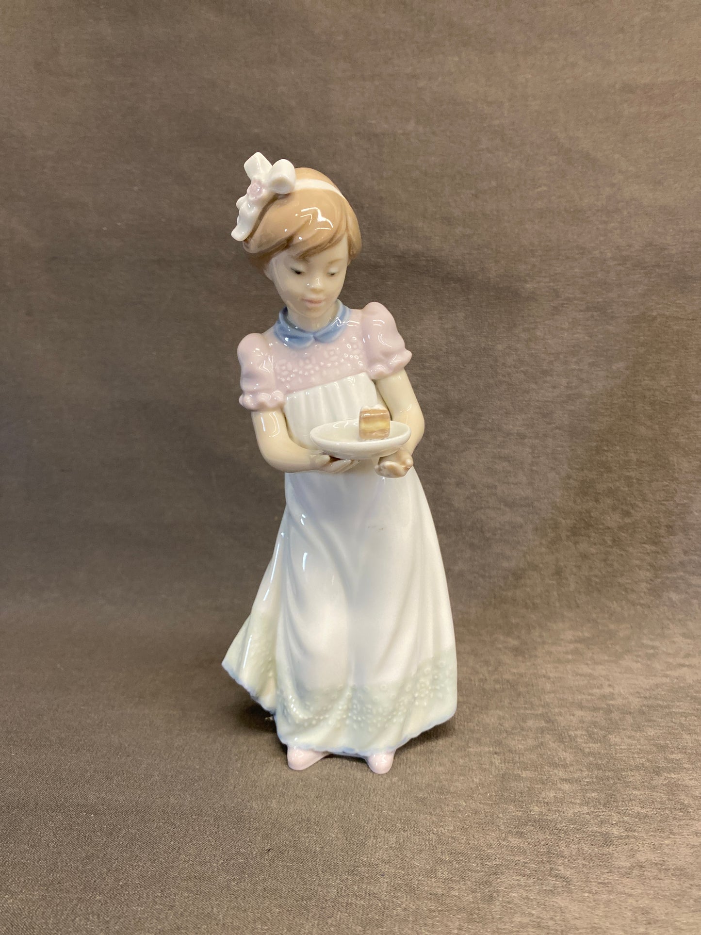 Lladro Figurine - Happy Birthday