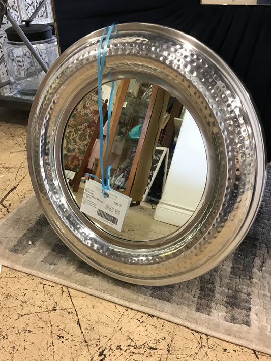 Rd Silver Hammered Mirror - 18"D
