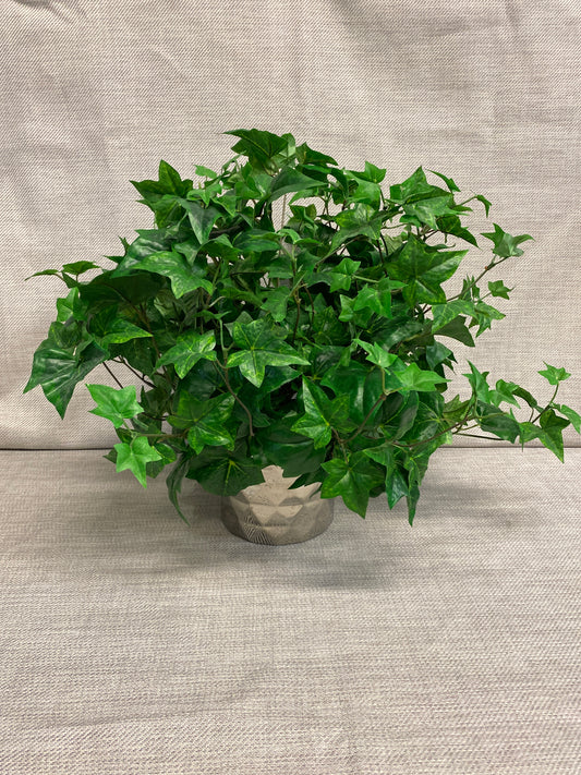 Faux Ivy in Planter