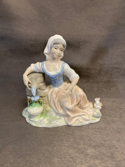 Tengra Figurine - Woman By Well