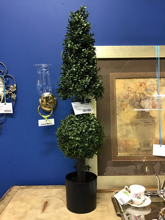 Faux Boxwood Topiary