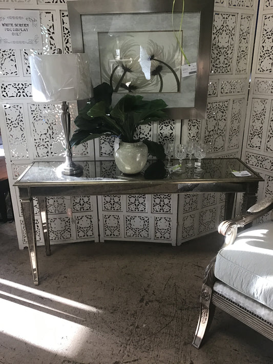 Ethan Allen Vivica Console Table