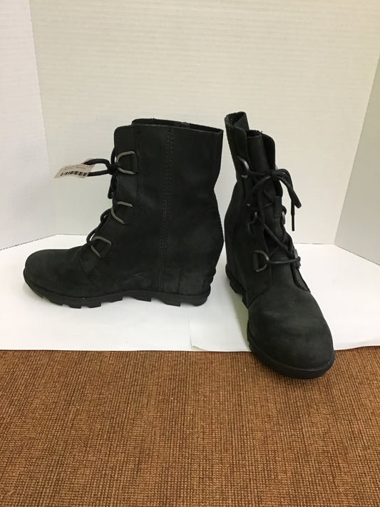 Black Sorel Ladies Winter Boots