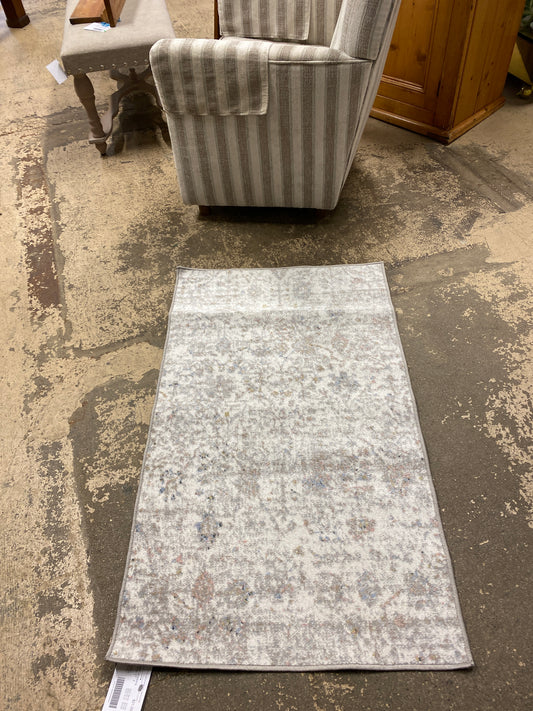 Livabliss Lavadora Rug - Grey 27" x 45"