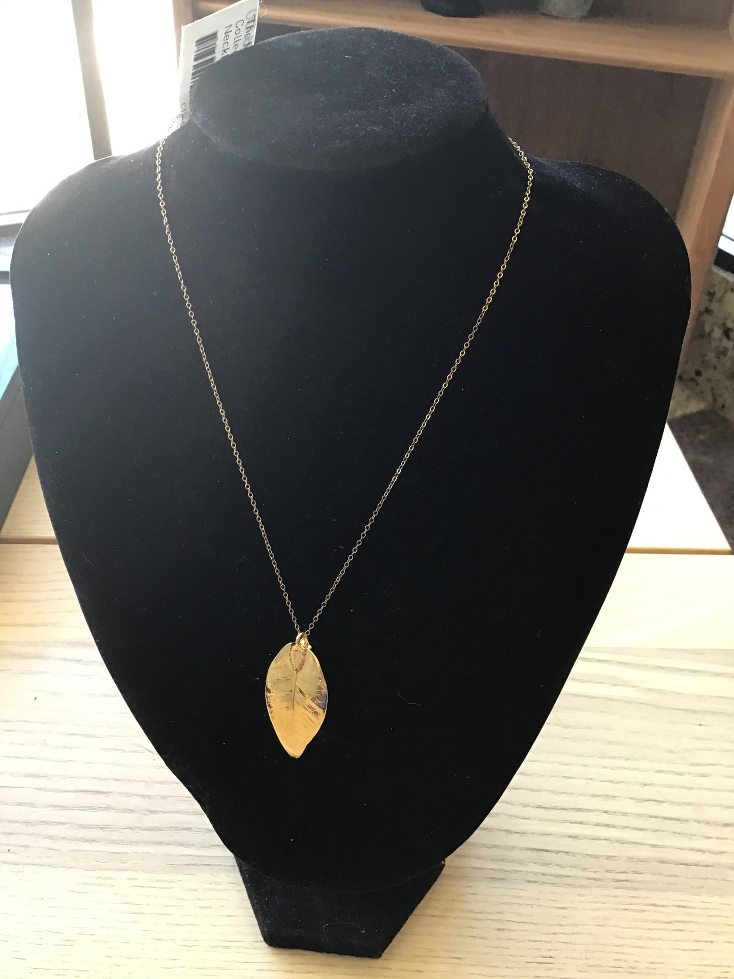 'The Maile Collection' Gold Leaf Necklace