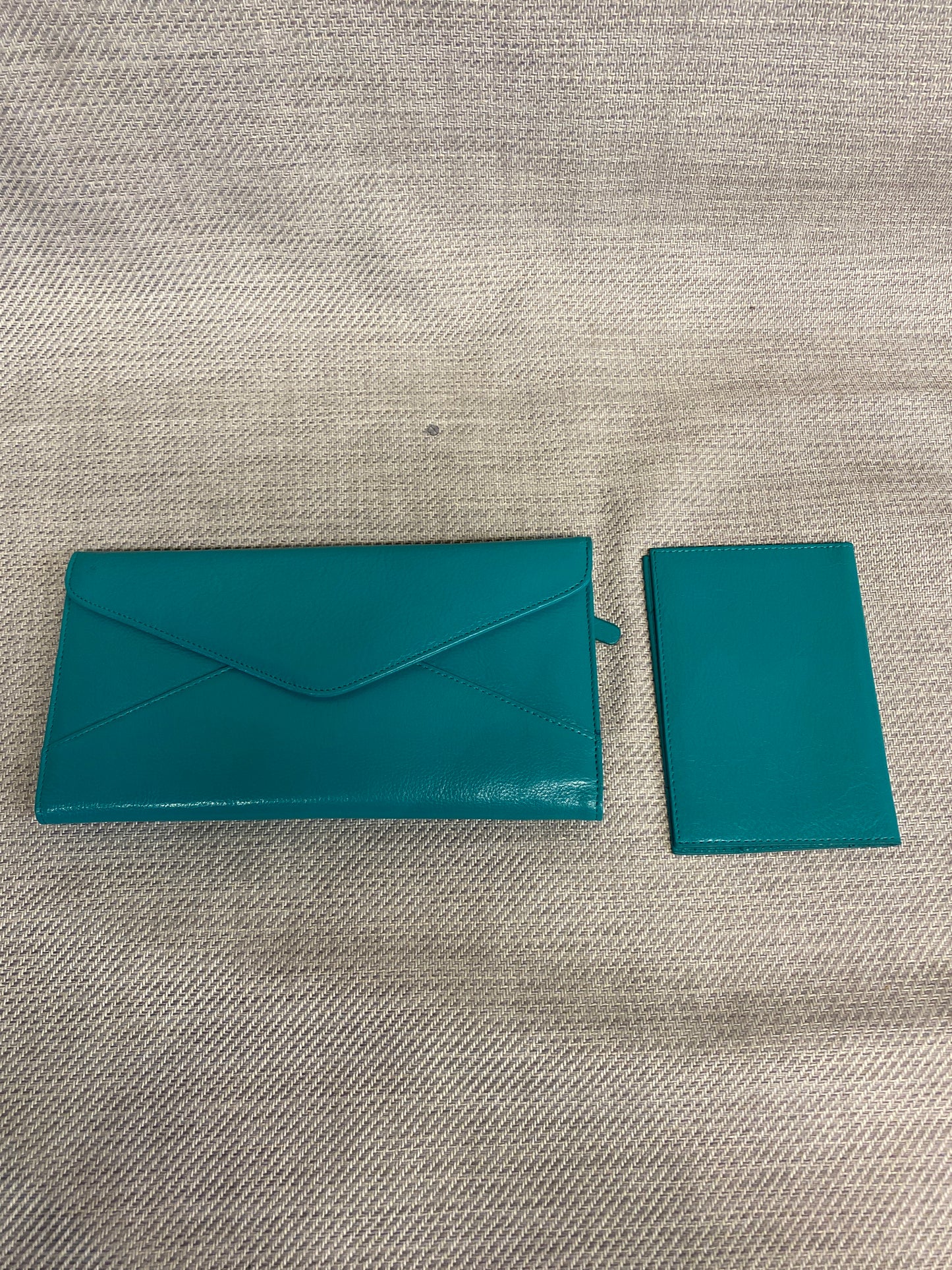 2PC Danier Leather Wallet - Turquoise
