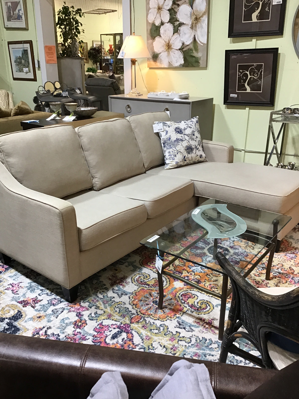 Sofa w/Chaise Ottoman