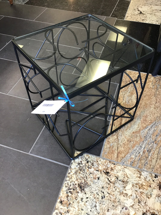 Unique! Tangent Accent Table