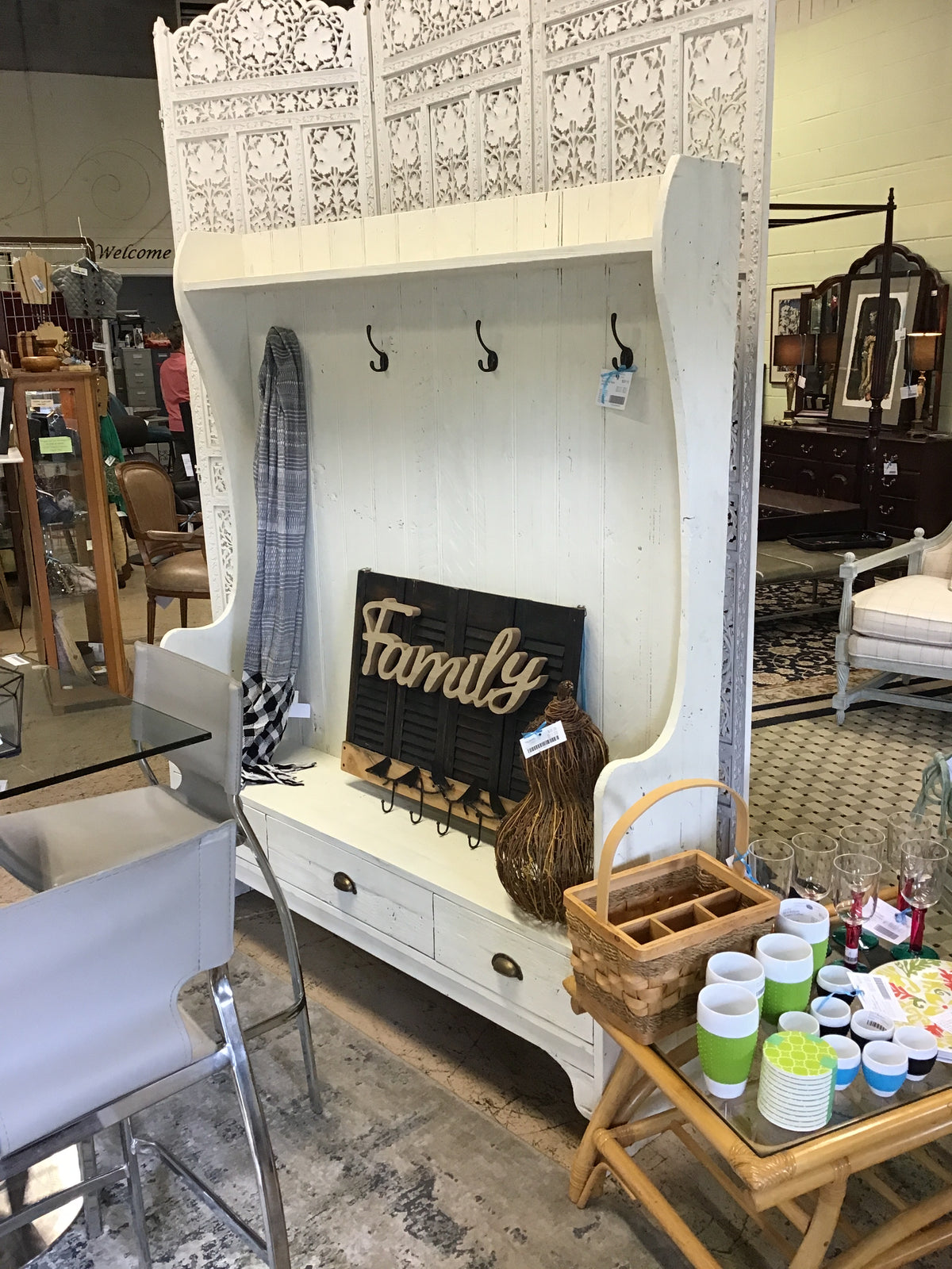 Rustic Coat Rack w/Bench
