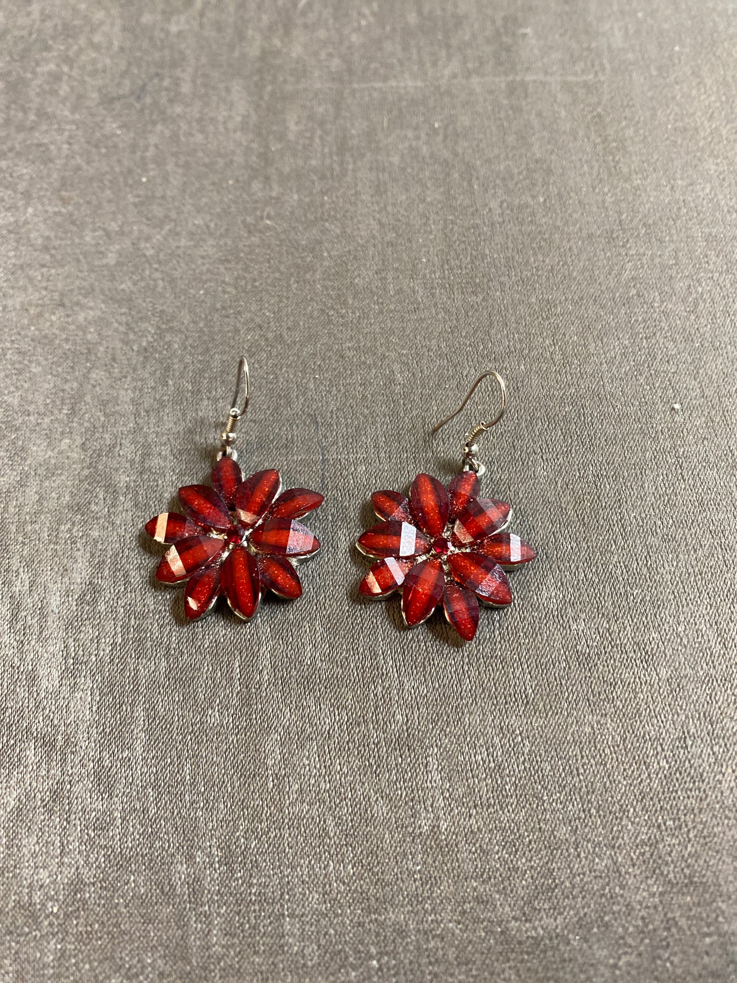 Pair Pierced Earrings - Red Flower