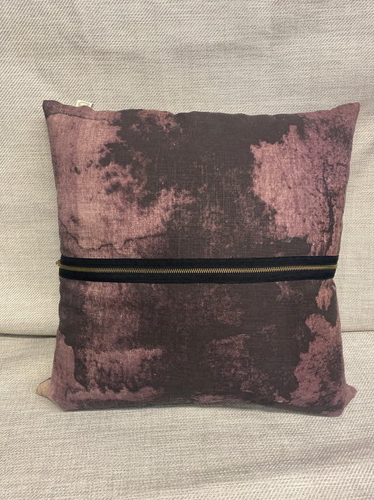 House Doctor Cushion - Aubergine