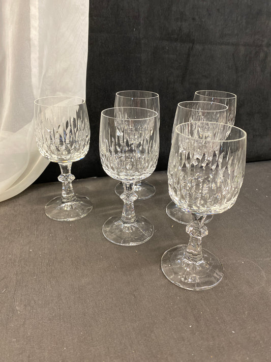 6 Crystal Wine Glasses