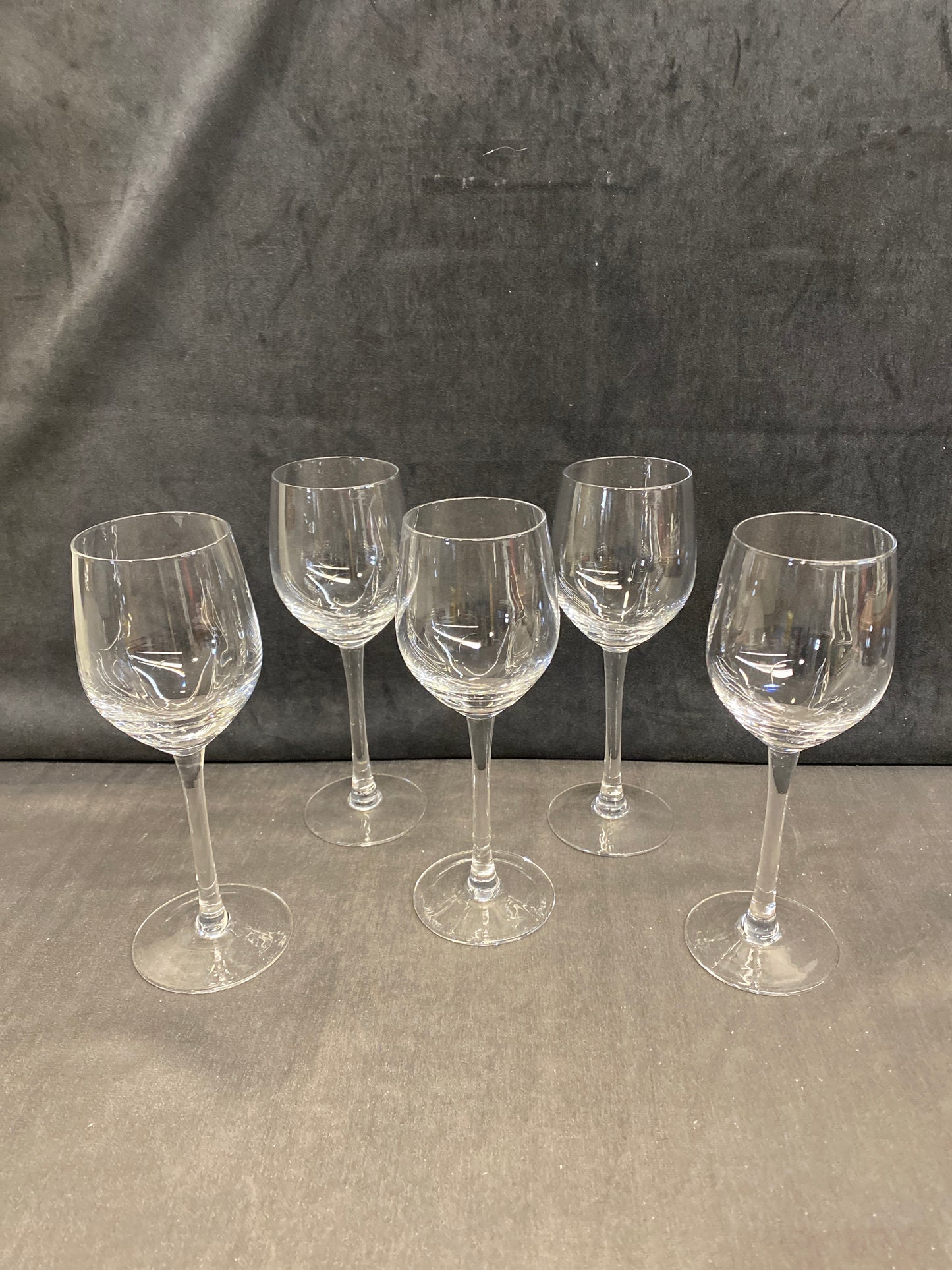 Set 5 Wine Glasses