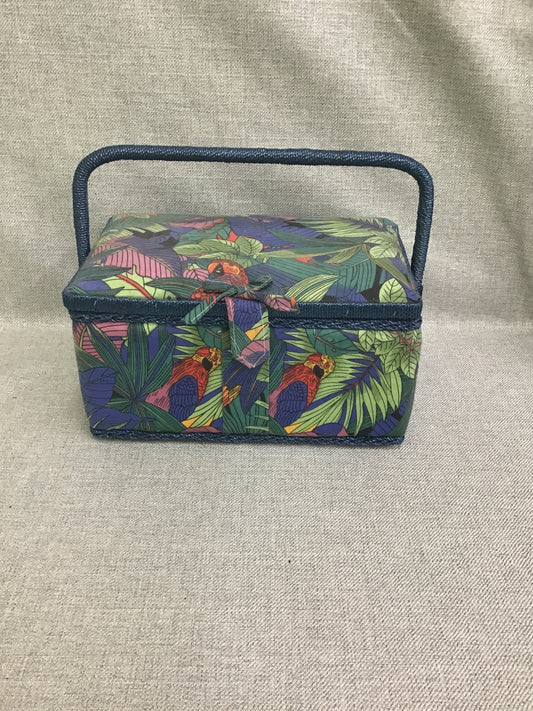 Sewing basket with Handle