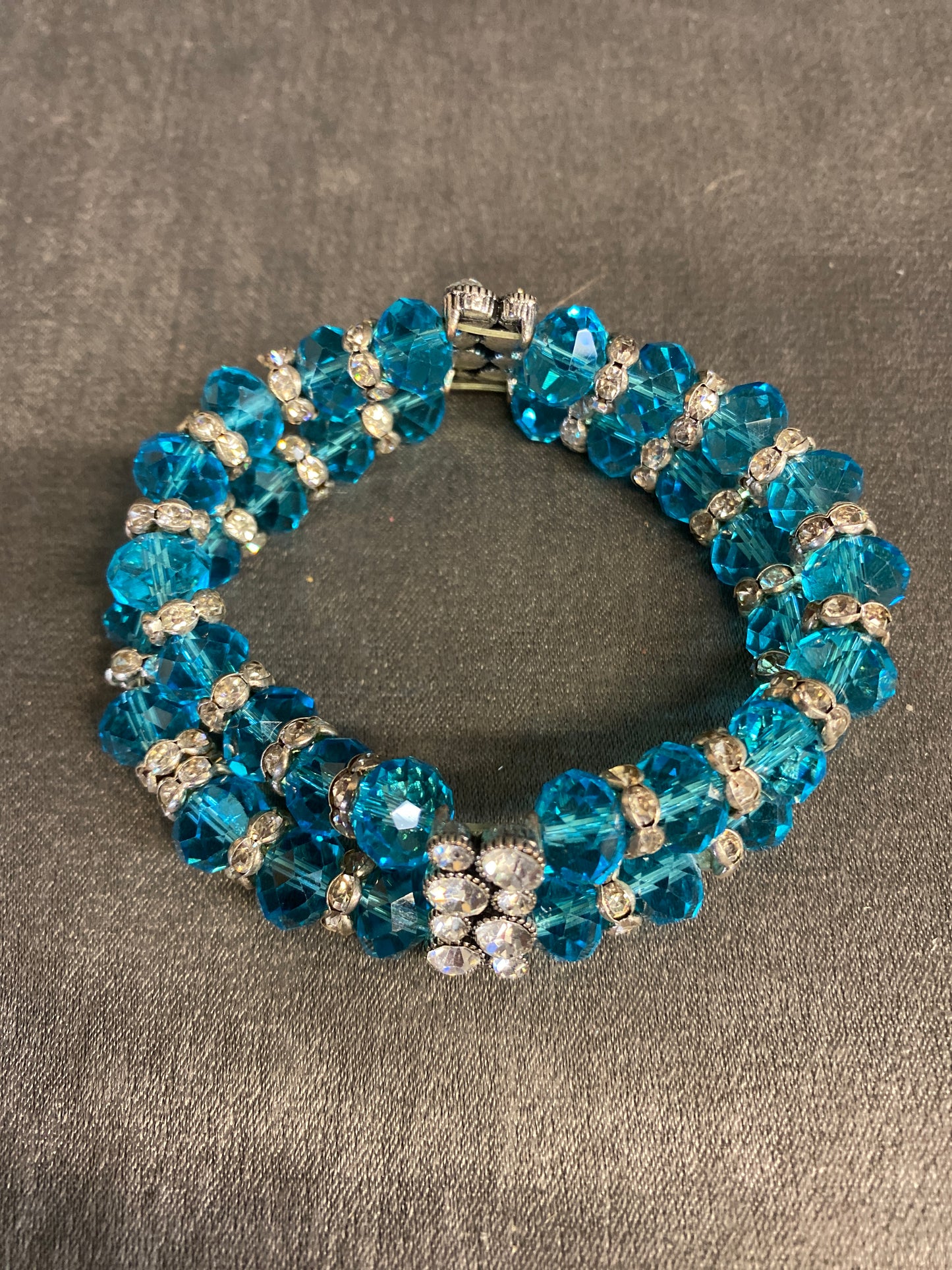 Double Stretch Bracelet - Turquoise Bead