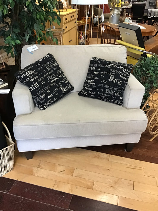 Superstyle Furniture Oversized Chair