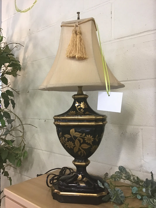 Vintage Wildwood Ceramic Lamp - Black