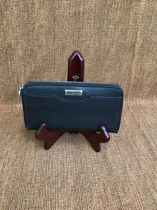 Reaction Kenneth Cole Wallet