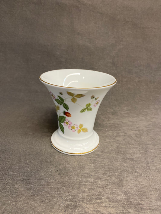 Wedgwood "Wild Strawberry" Posey Pot