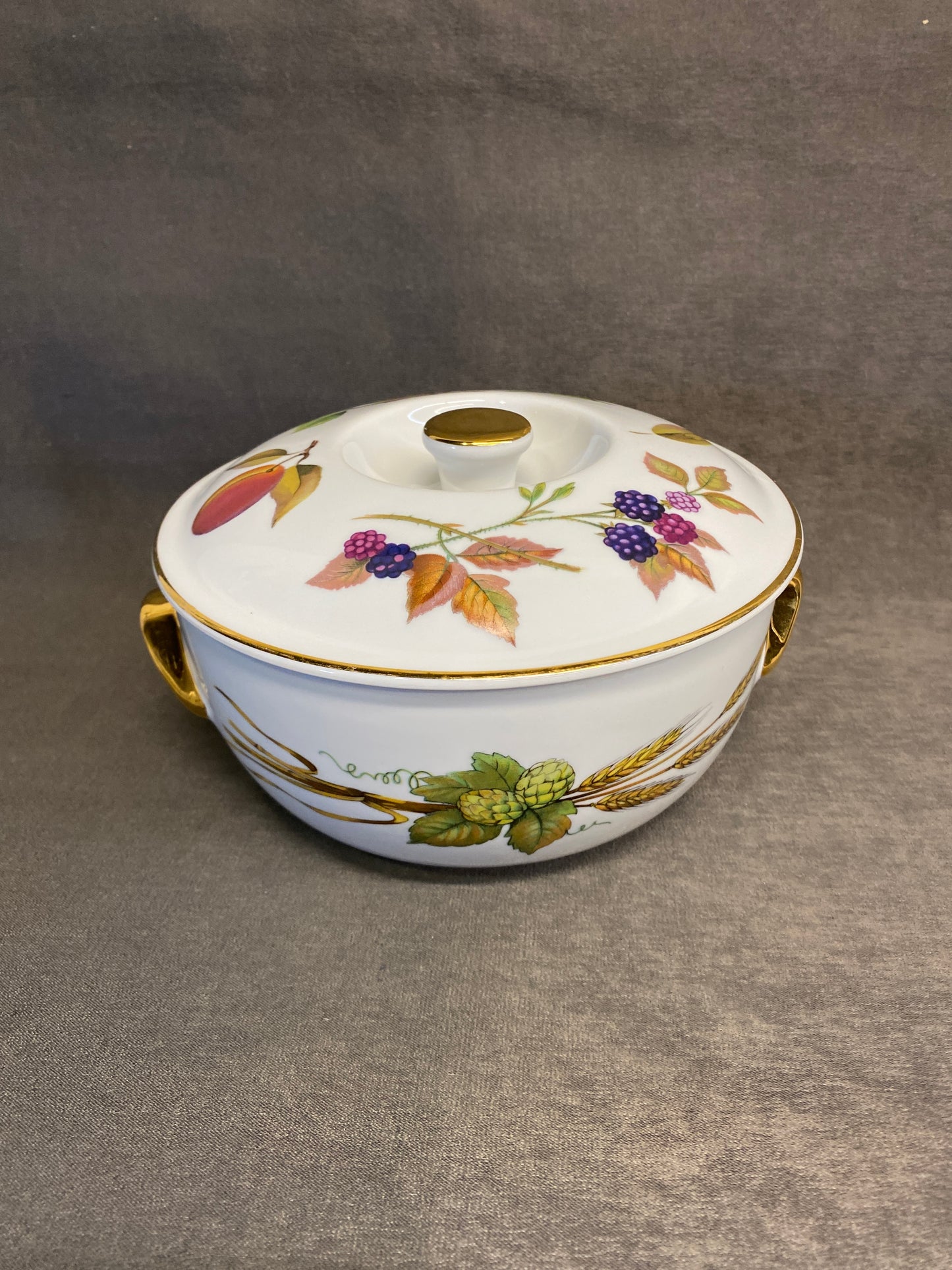Evesham Lidded Casserole