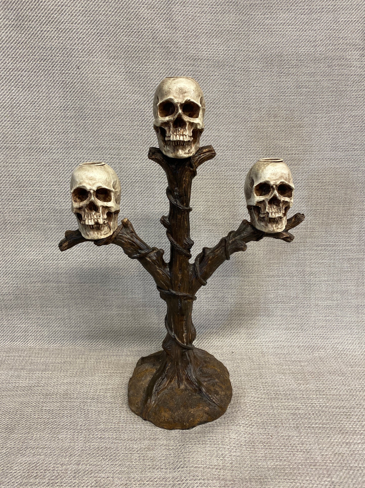 Halloween Candelabra - 3 Skulls