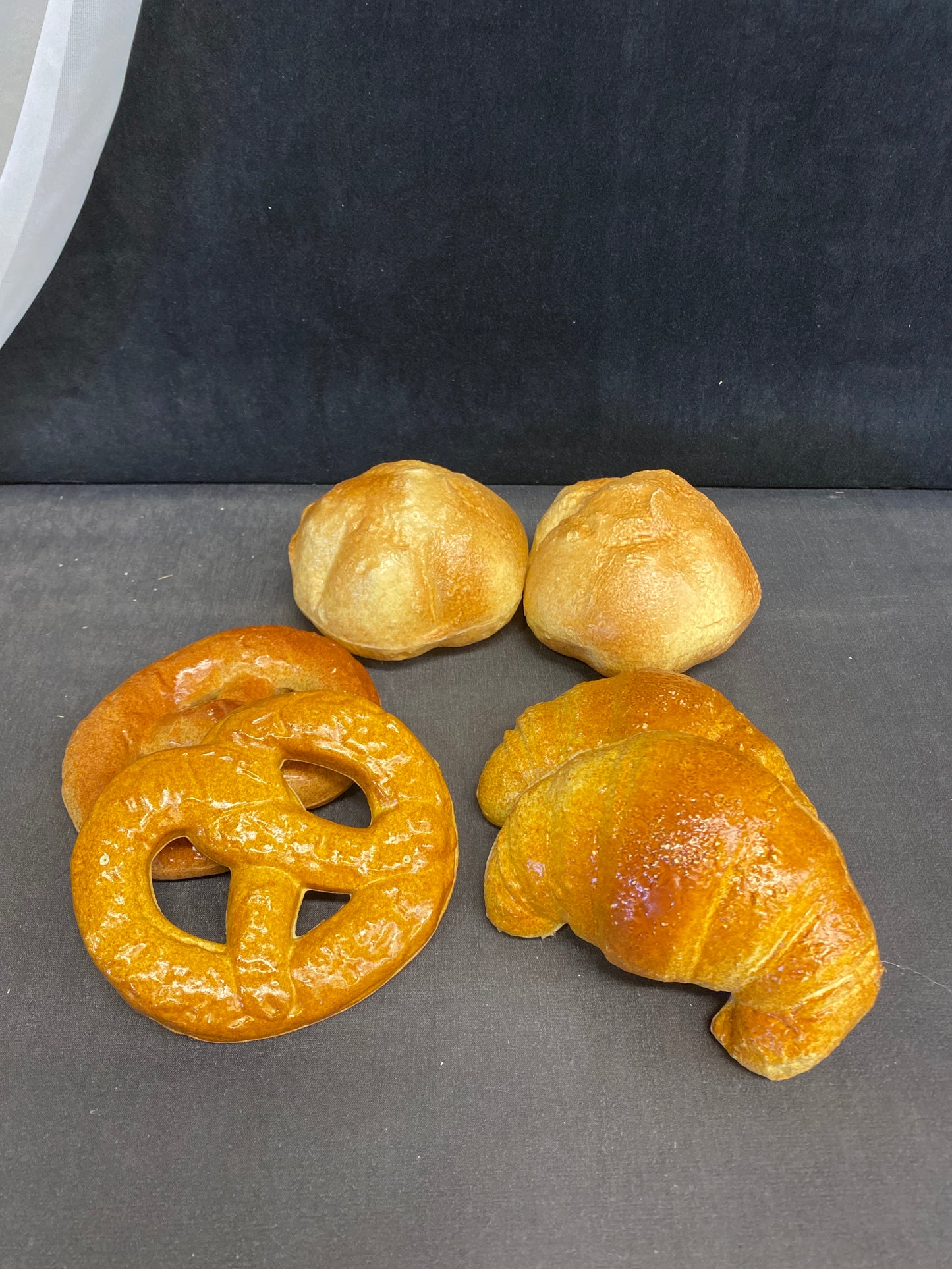 Set 6 Faux Bread Pieces