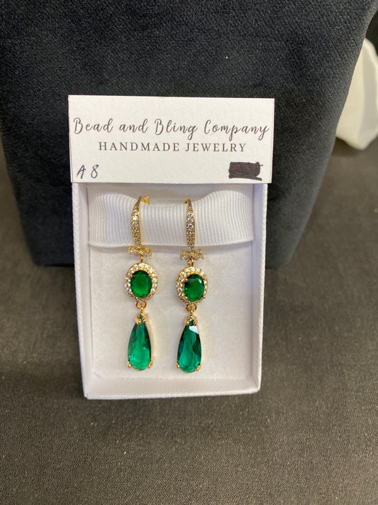 NEW! Handmade Pierced Earings - Bowtie/Green