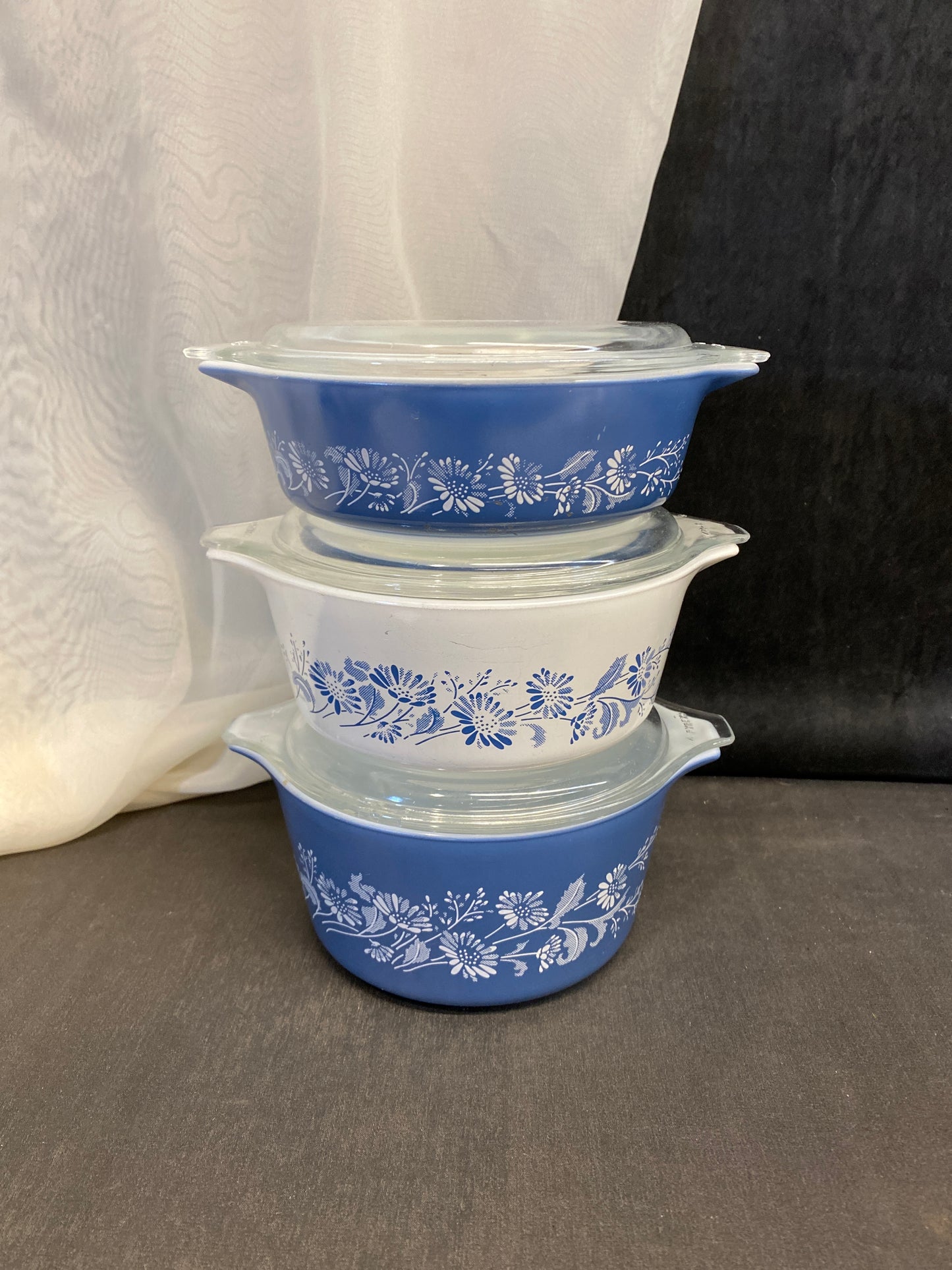 Set 3 Pyrex "Colonial Mist" Casserole Dishes