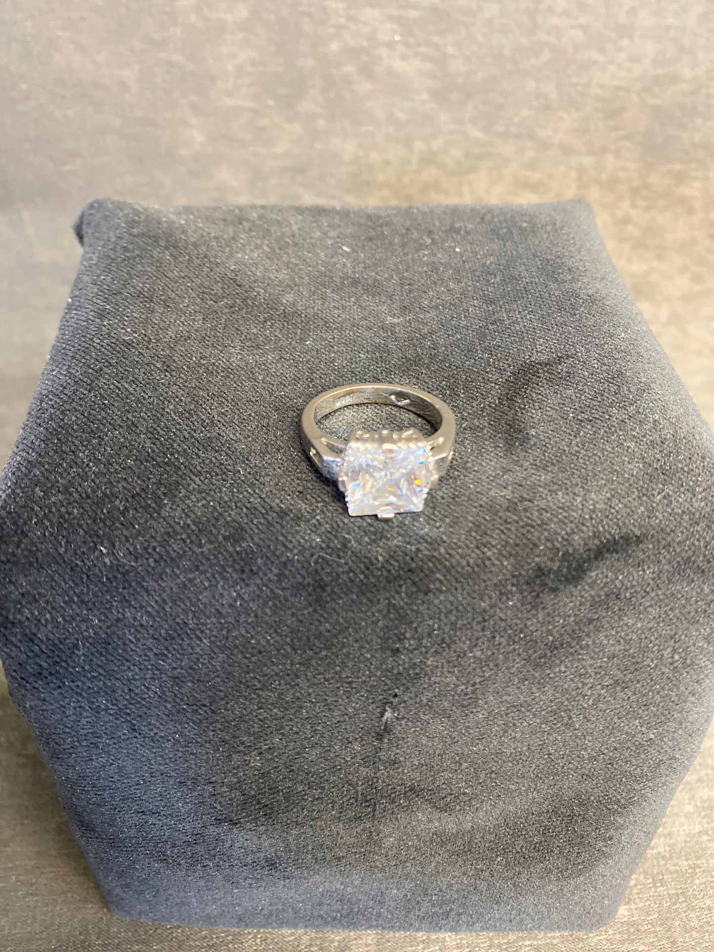 Ring - Clear Stone