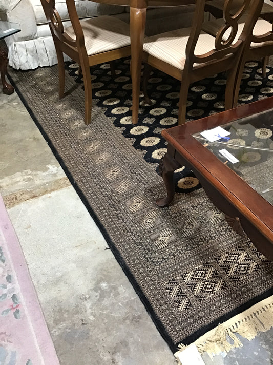 Rug - Black/Tan/Cream 7'11" x 11'6"