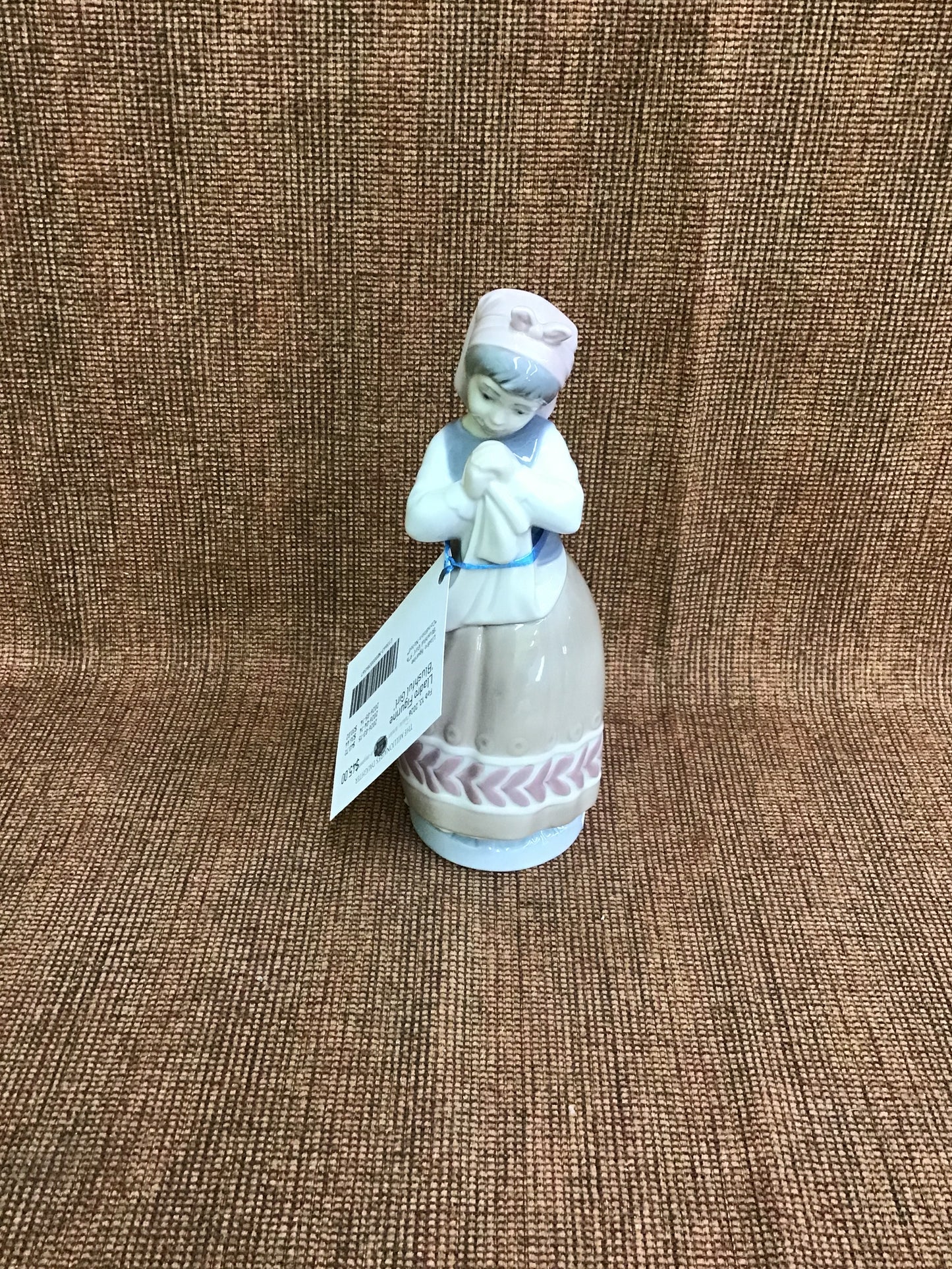 Lladro Figurine 'Blushful Girl'