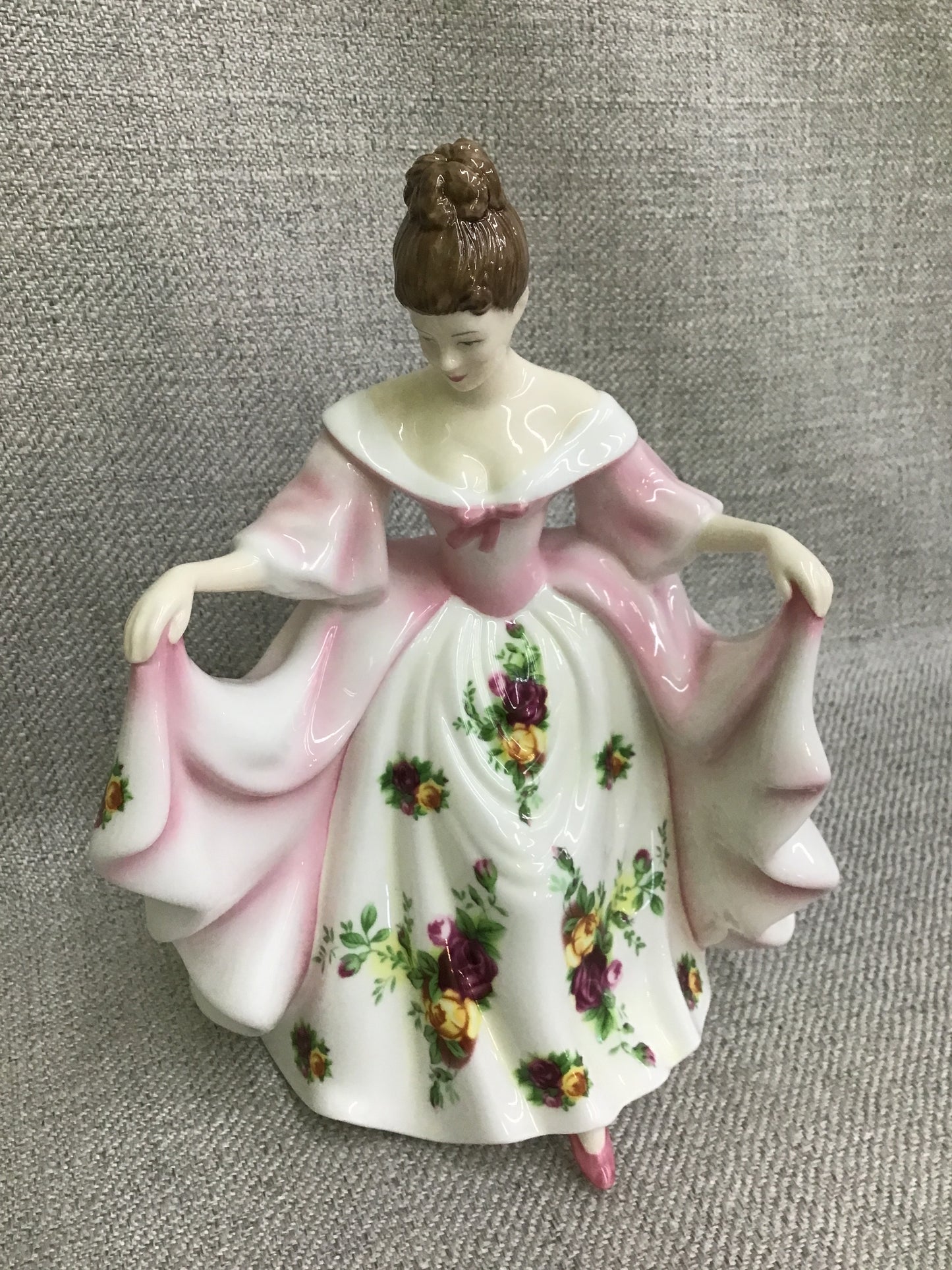 Royal Doulton Figurine 'Pretty Ladies Kathryn'