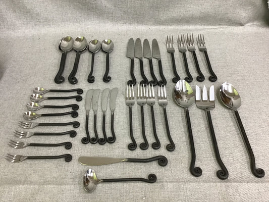 'Treble Clef' by Gourmet Settings Cutlery for 4