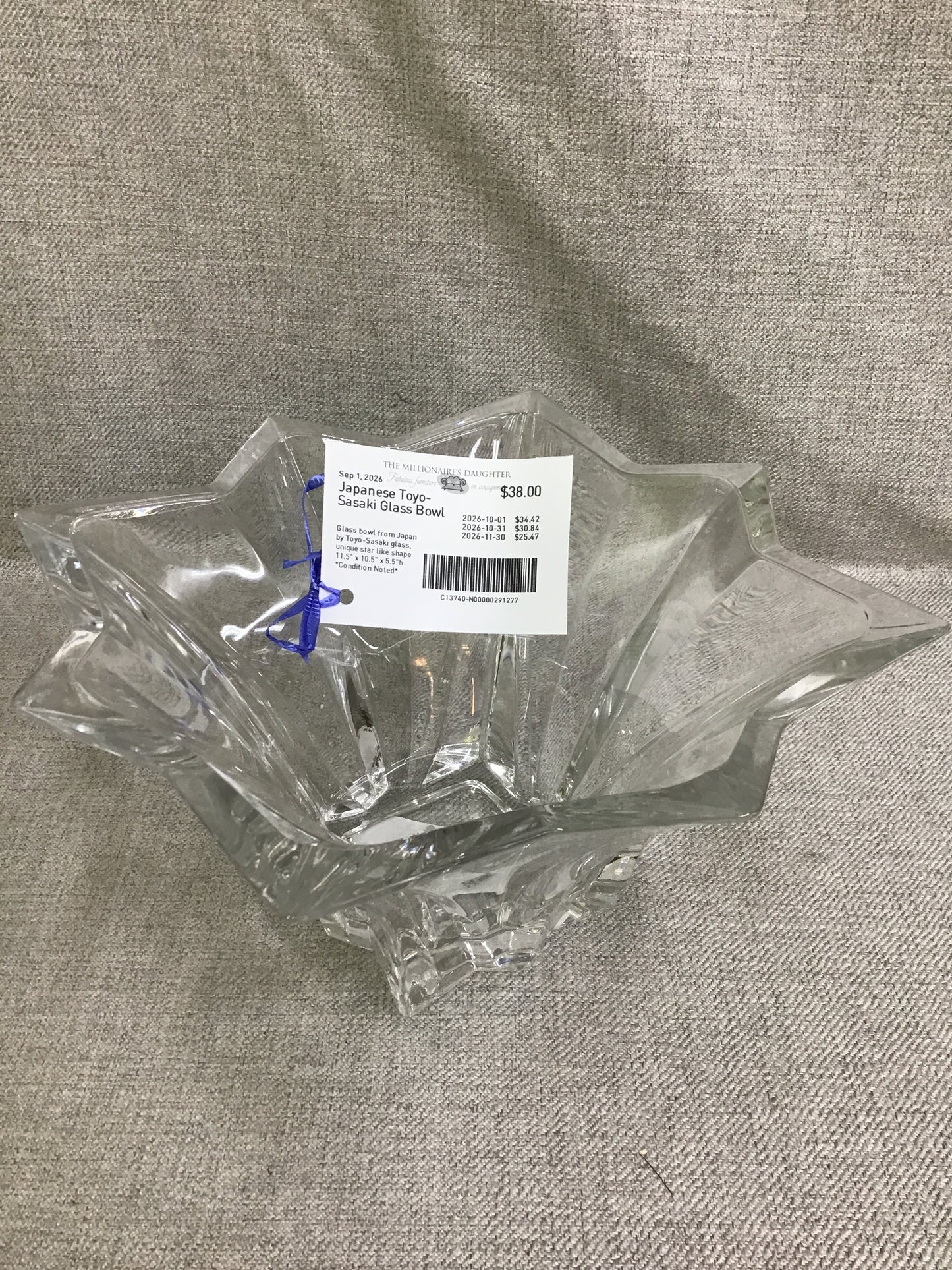 Japanese Toyo-Sasaki Glass Bowl