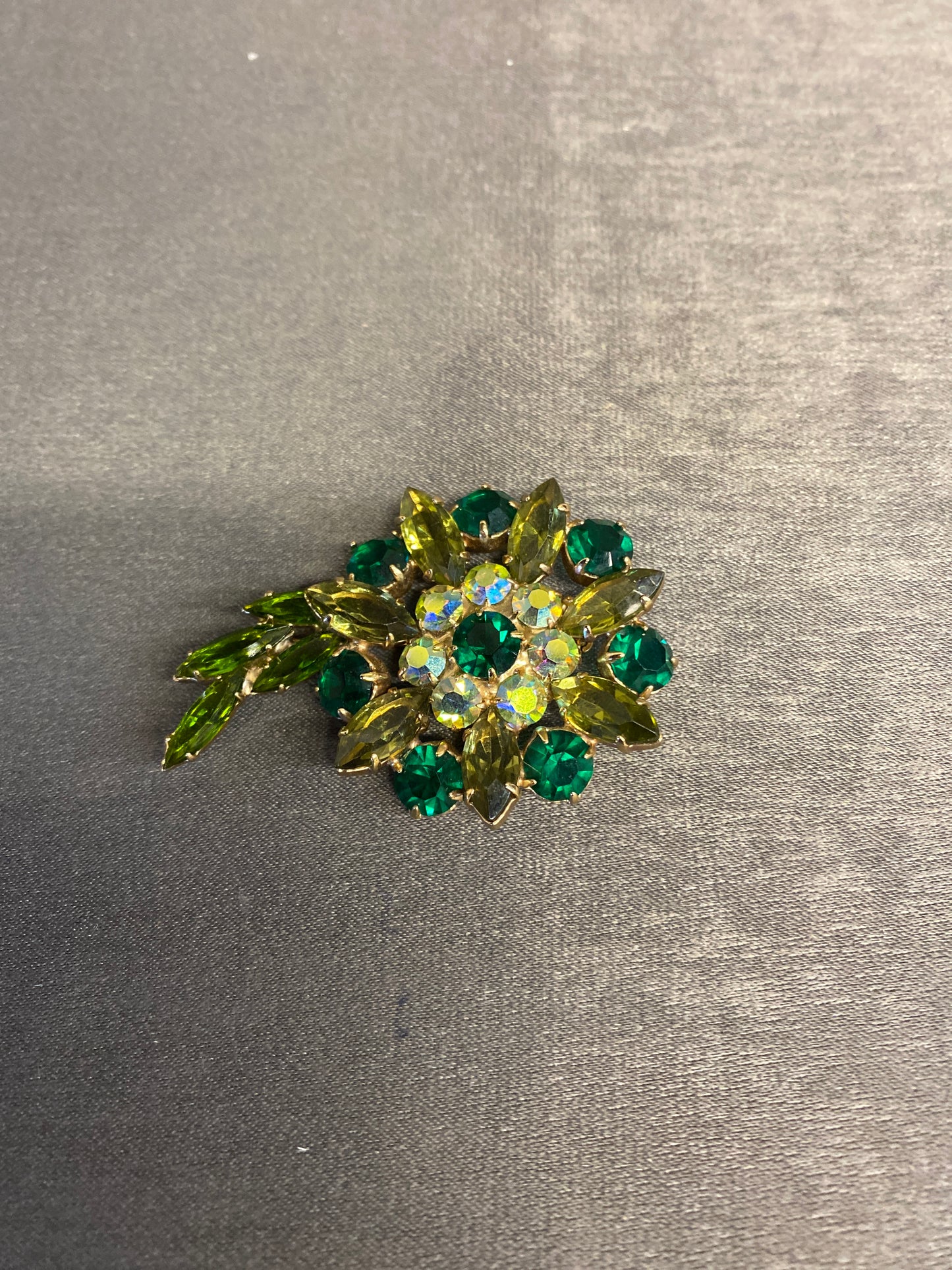 Vintage Rhinestone Brooch - Green