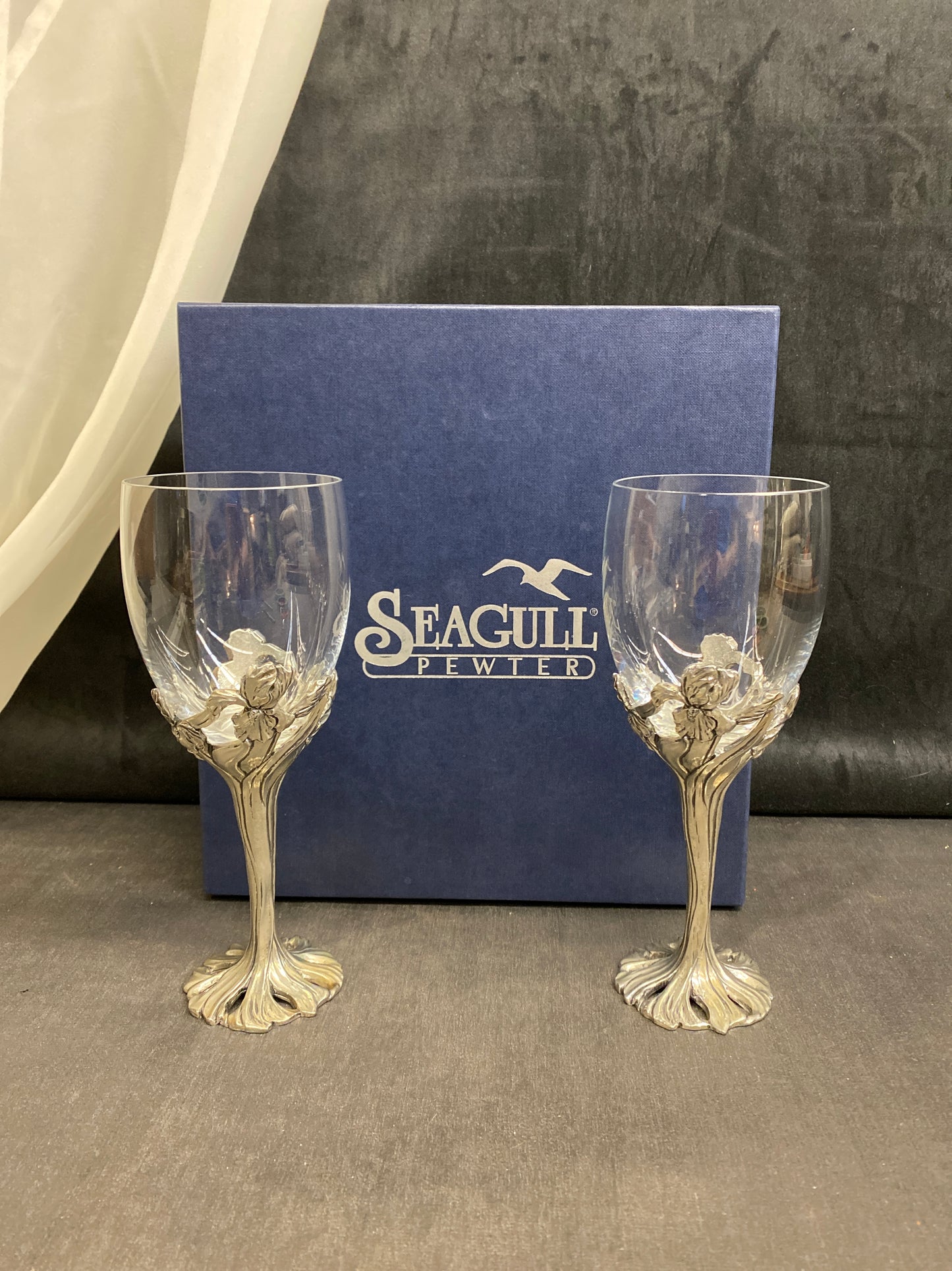 NEW! Pair Seagull Pewter Wine Glasses