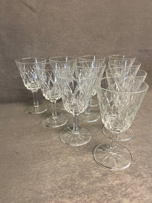 Set 11 Wine Glasses