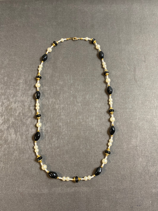 Bead Necklace - Black & White