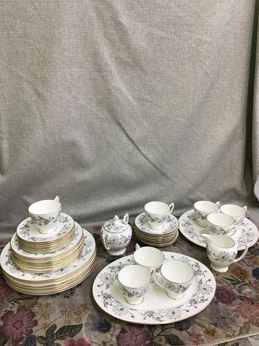 Coalport 'My Fair Lady' 5pc Set for 8
