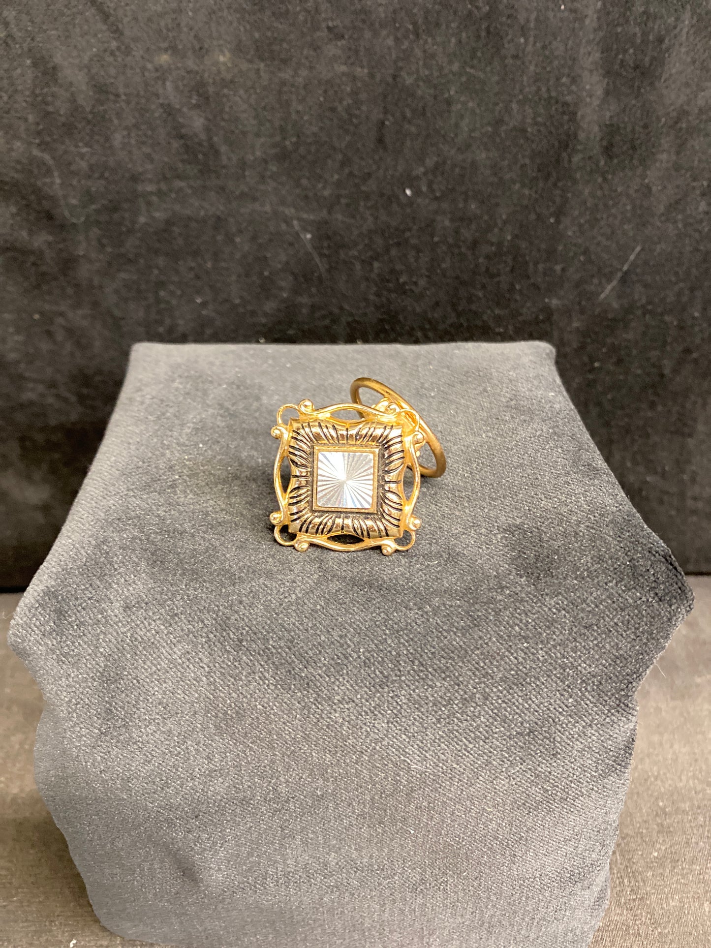 Scarf Clip - Gold Tone Metal