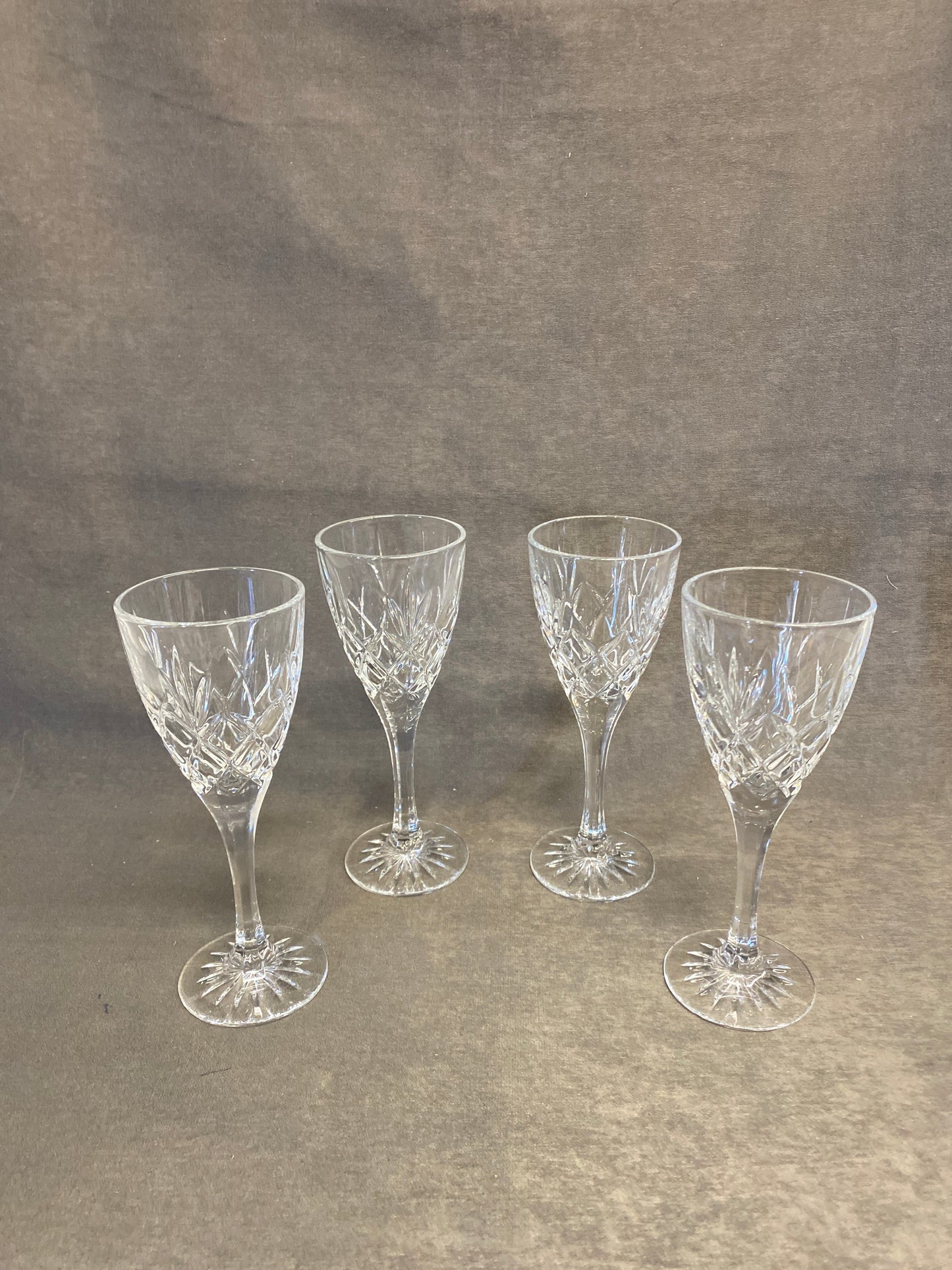 Set 4 Wine Glasses