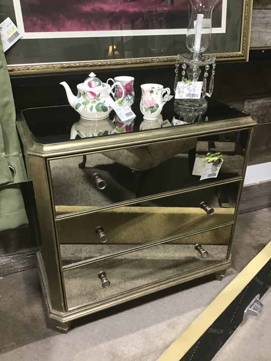 Ethan Allen Vivica Chest
