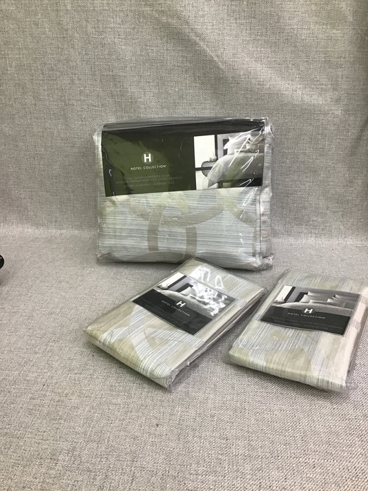 New! Hotel Collection Queen Bed Spread