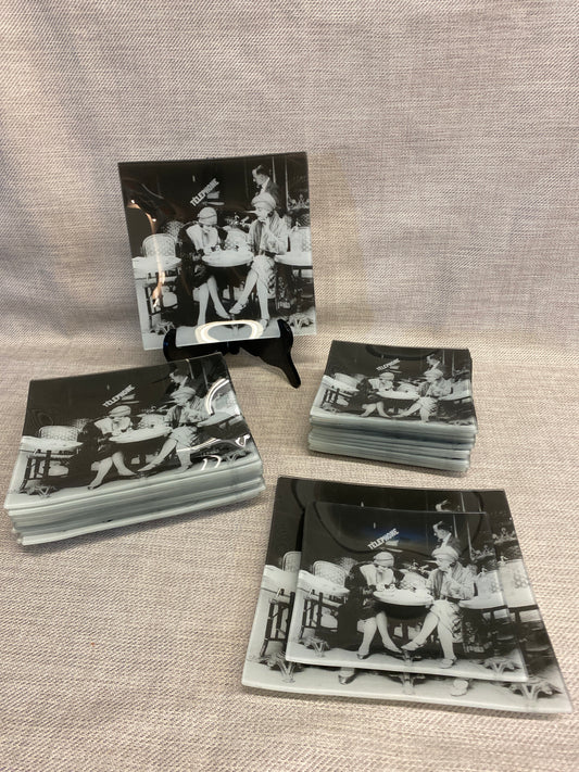 Set 24 Glass Plates - Cafe Et Cigarette