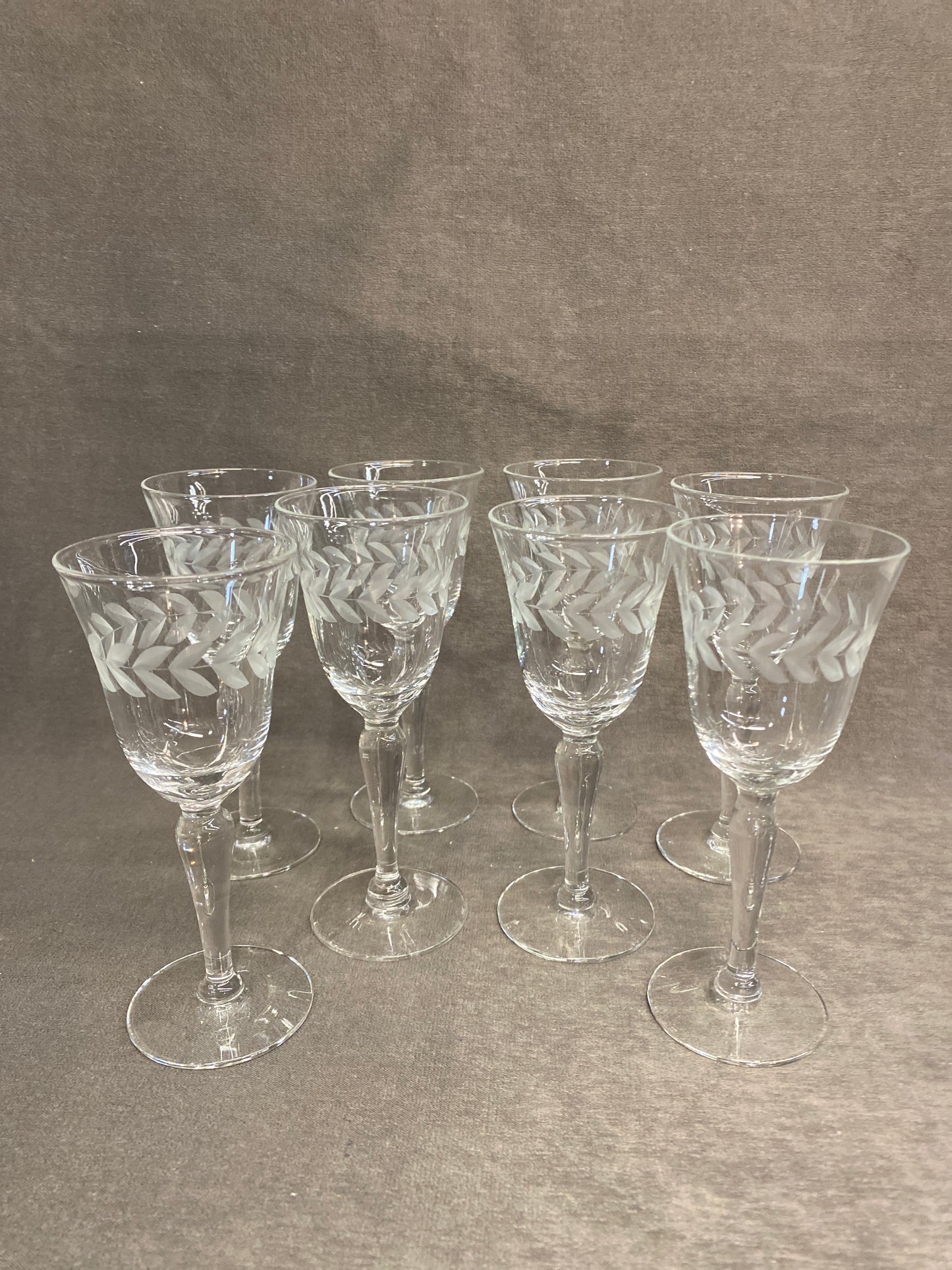 Set 8 Tiffin Laurel Wreath Sherry Glasses